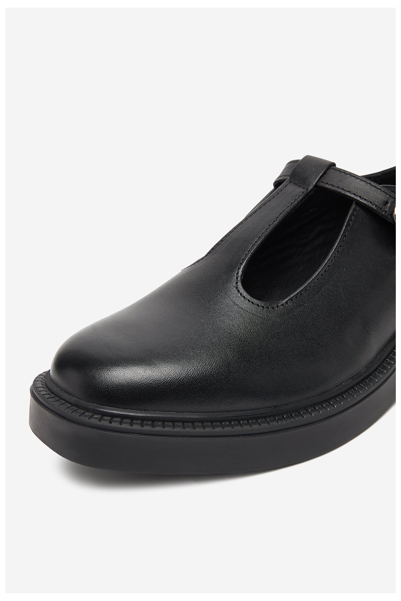 Półbuty Badura EO-CI12-B103-06 Czarny