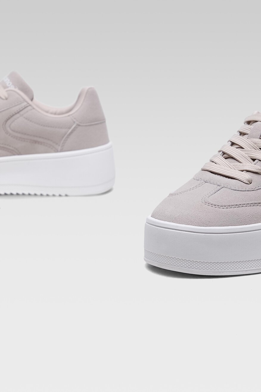 
                Americanos - Sneakersy na platformie - 5904248435721