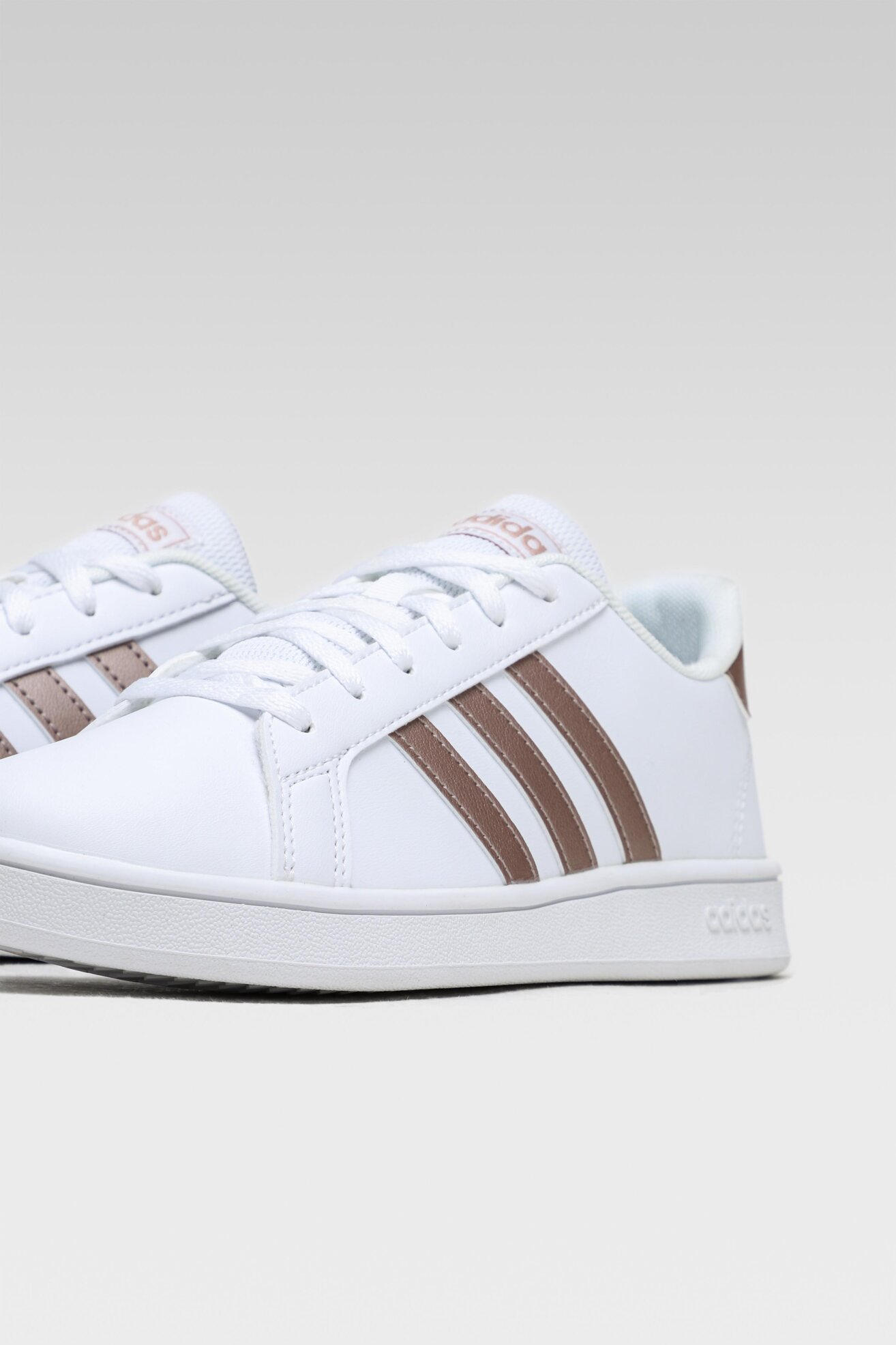 Obuwie sportowe adidas GRAND COURT K EF0101 Biały