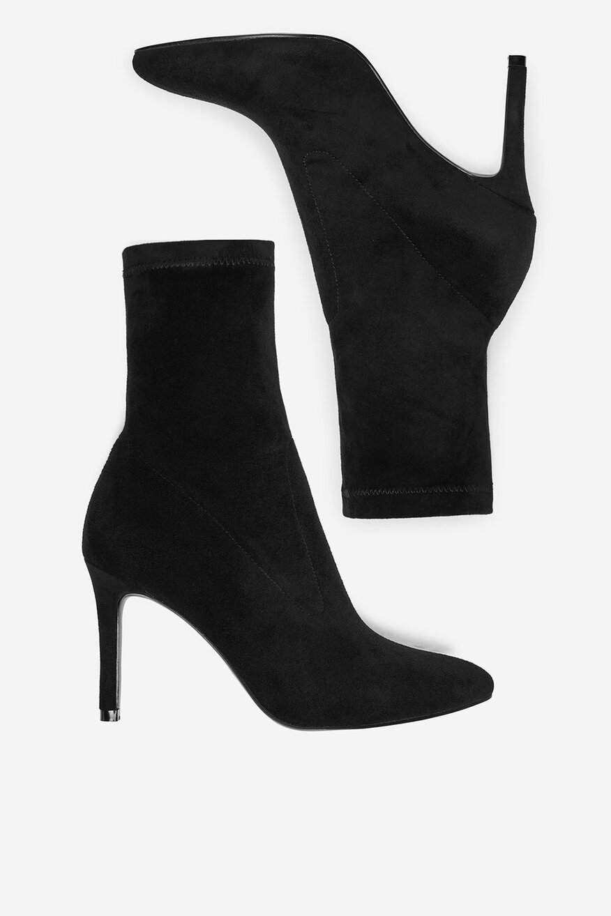 
                Kratke čizme Jenny CRNA - 5906751446287