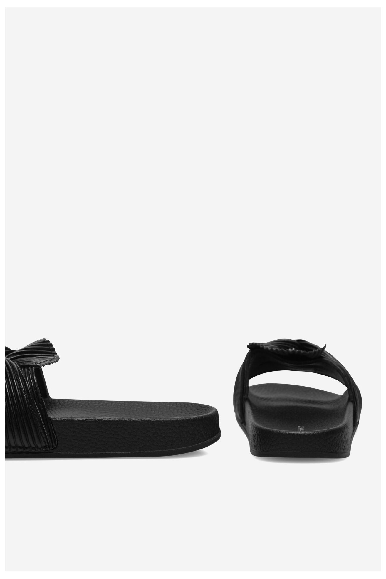 Șlapi pentru bazin Jenny Fairy WFA2746-1 NEGRU