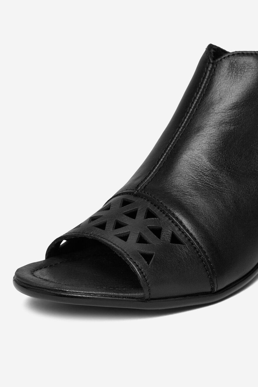 
                Remonte - Sandały skórzane - 5906751739495