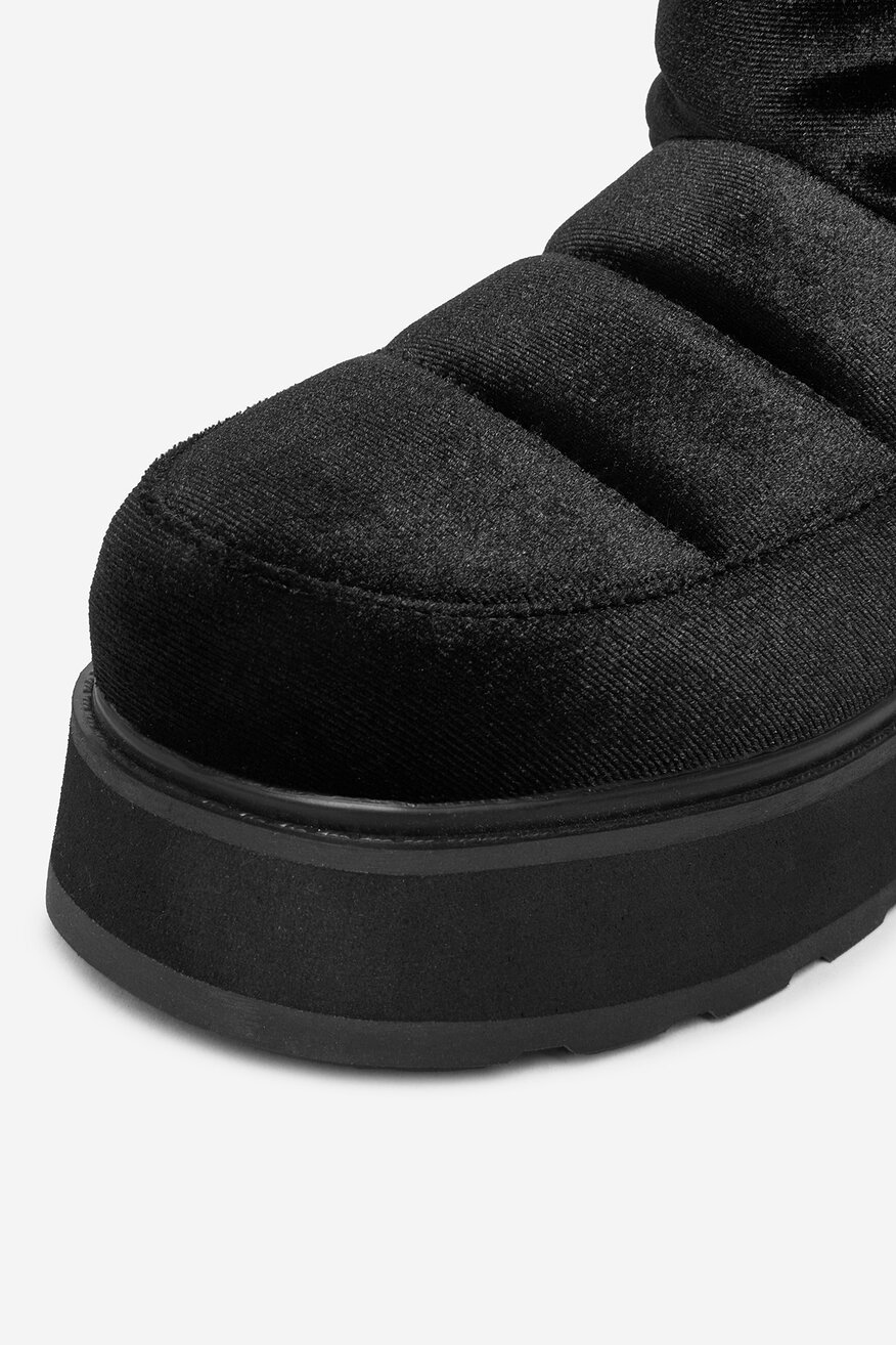 
                Боти Juicy Couture ЧЕРЕН - 5906751525425