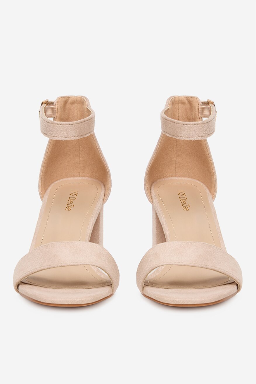 
                DeeZee - Sandały na słupku - 5904410081978