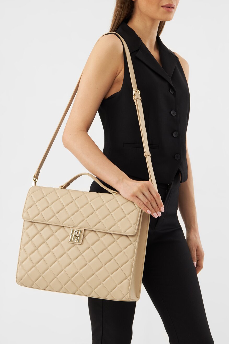 
                Дамска чанта Badura БЕЖОВ - 5905588382478