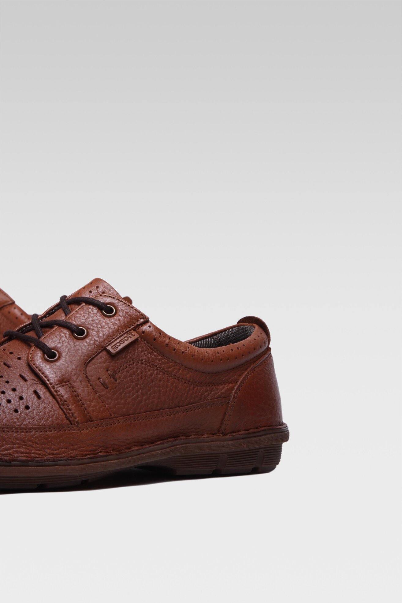 Półbuty Go Soft BERGAMO-02 MI08 Camel