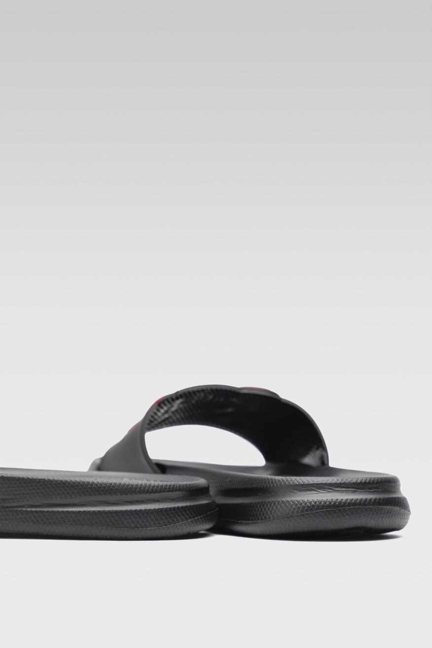 Mickey&Friends - Klapki basenowe z printem czarne - 5904248650391