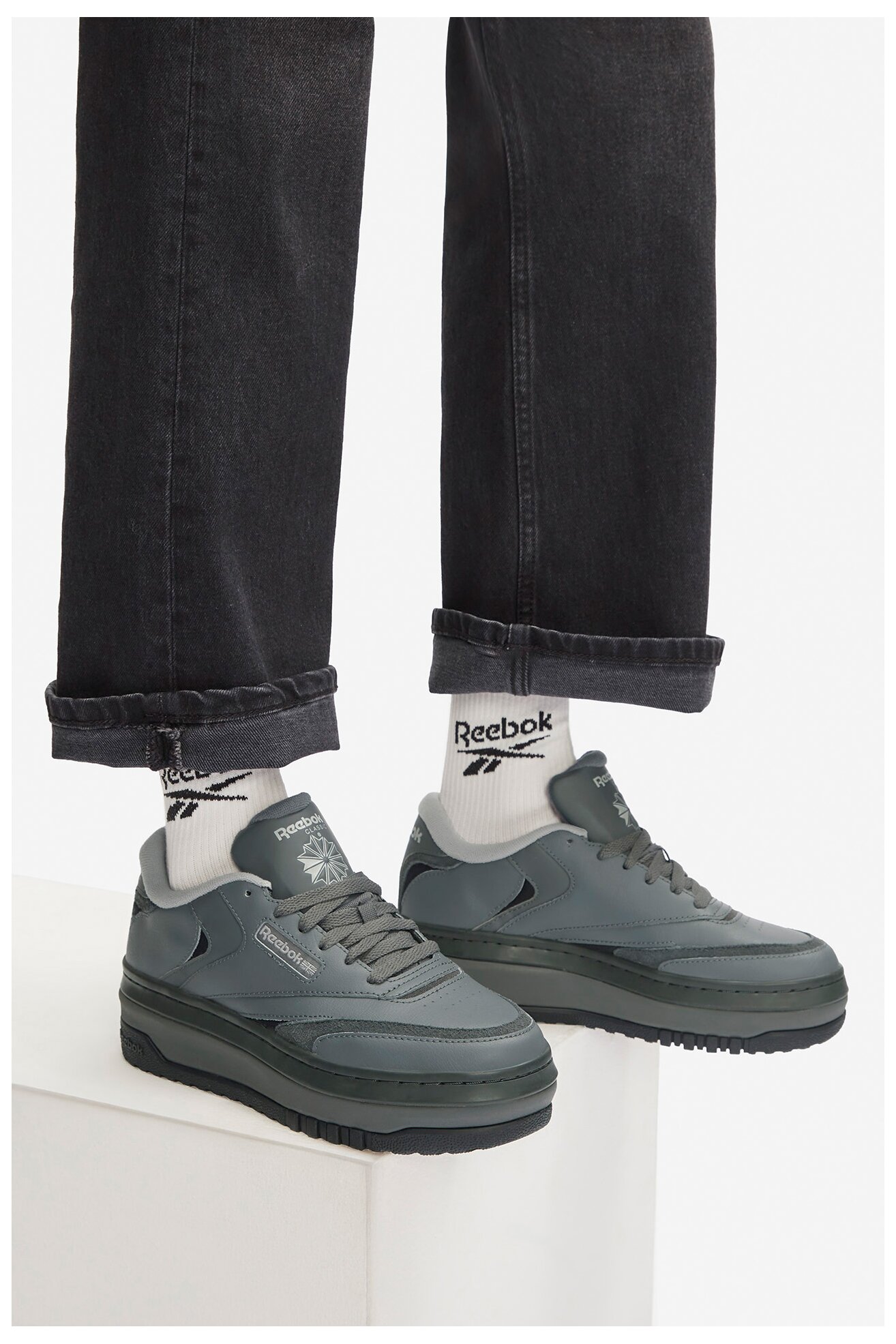 Кросівки спортивні Reebok CLUB C EXTRA 100201421 ЧОРНИЙ