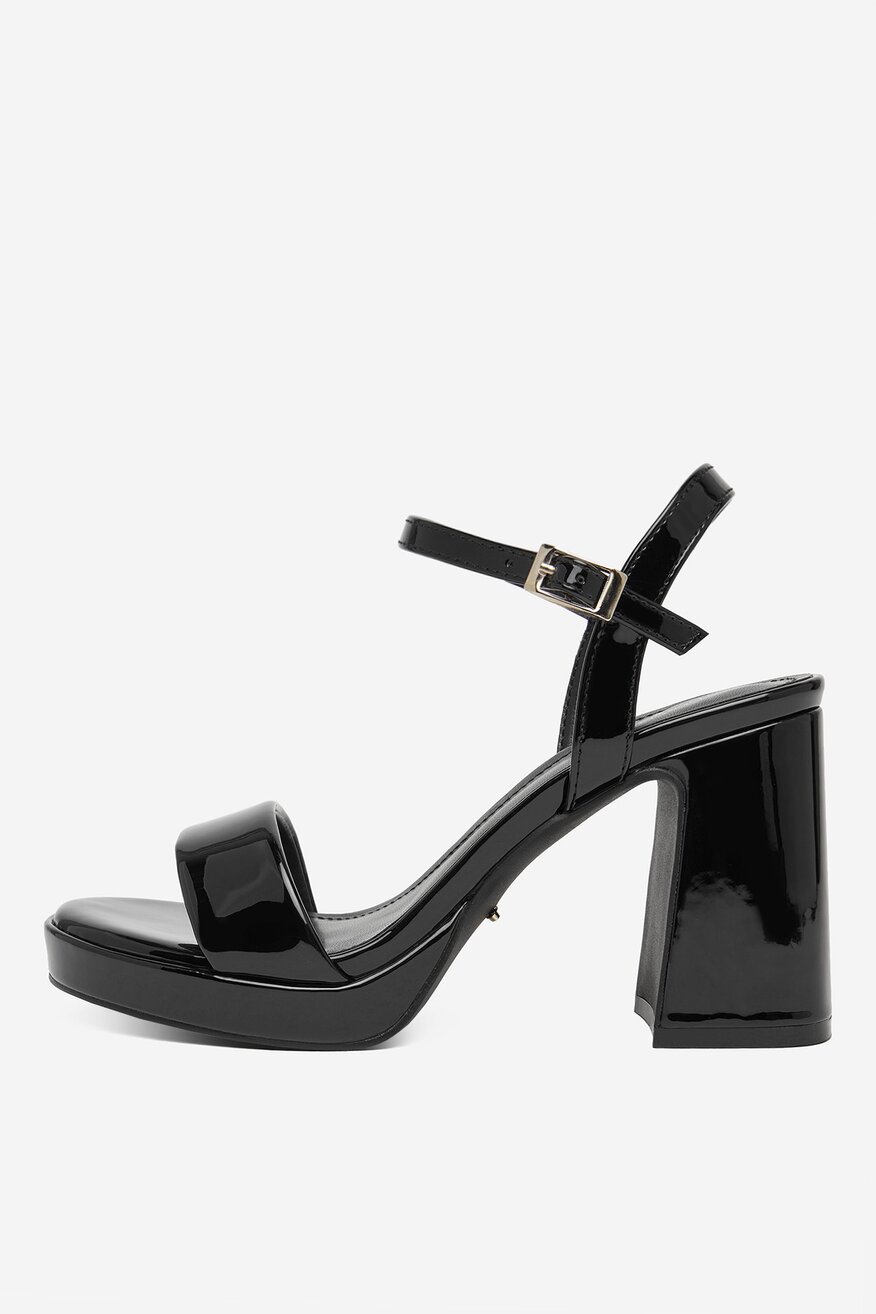 
                Сандали DeeZee ЧЕРЕН - 5906751863800