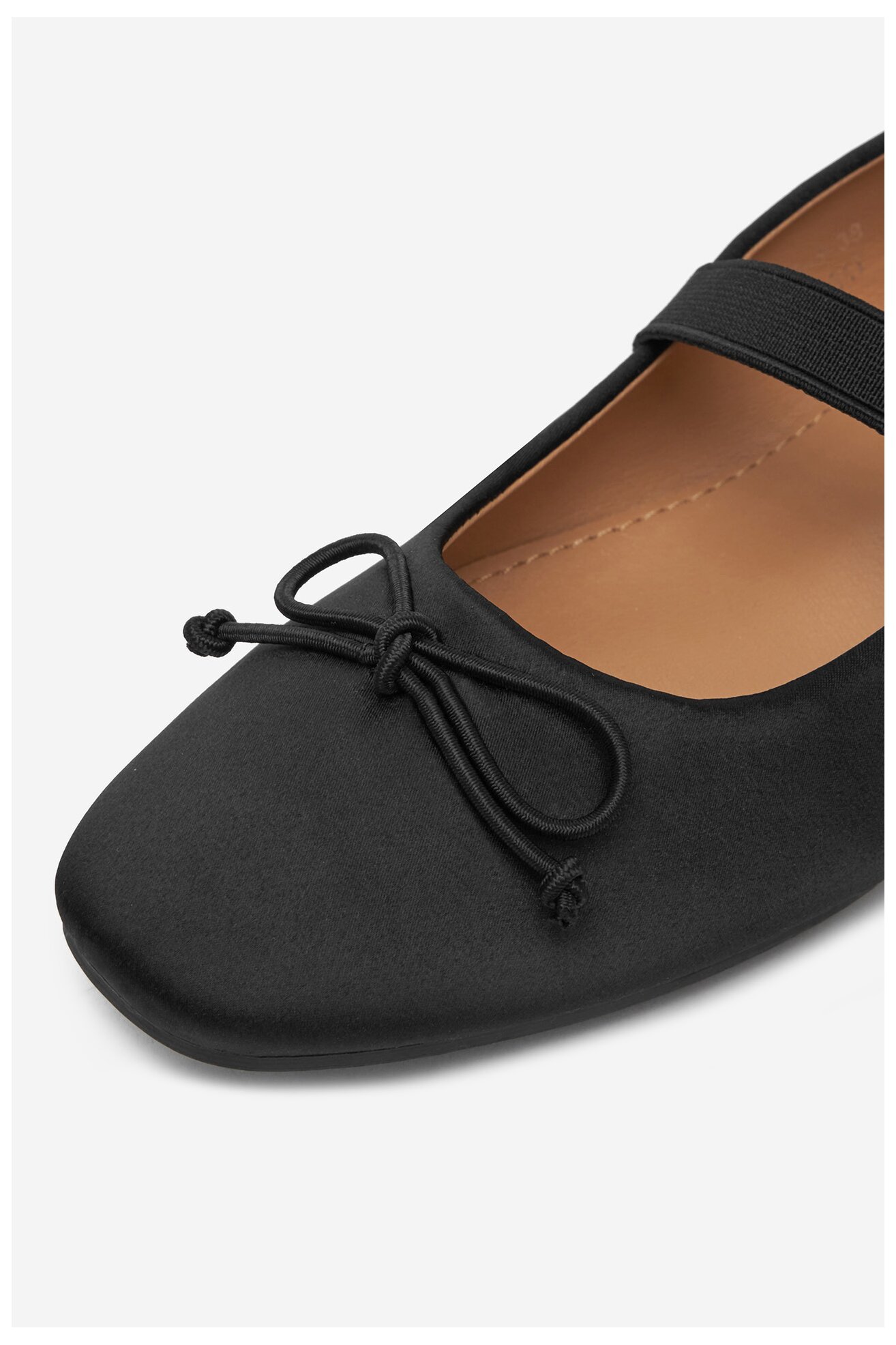 Балетки DeeZee 9-125-1 ЧОРНИЙ