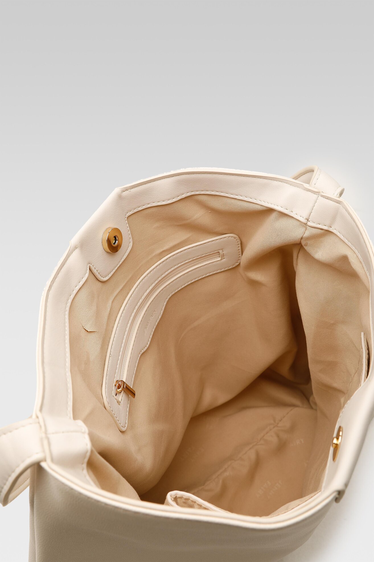 Дамска чанта Jenny Fairy MJH-J-173-85-01 БЕЖОВ