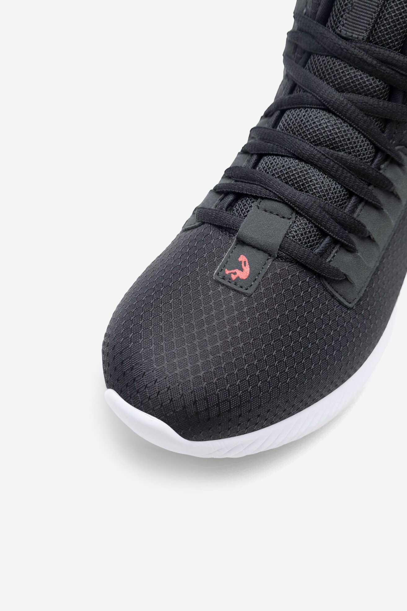 Спортни обувки SHAQ ANALOG B135402 ЧЕРЕН