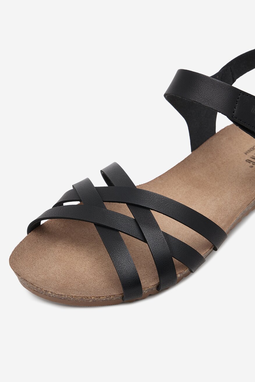 
                Сандали Mustang ЧЕРЕН - 5906751035016