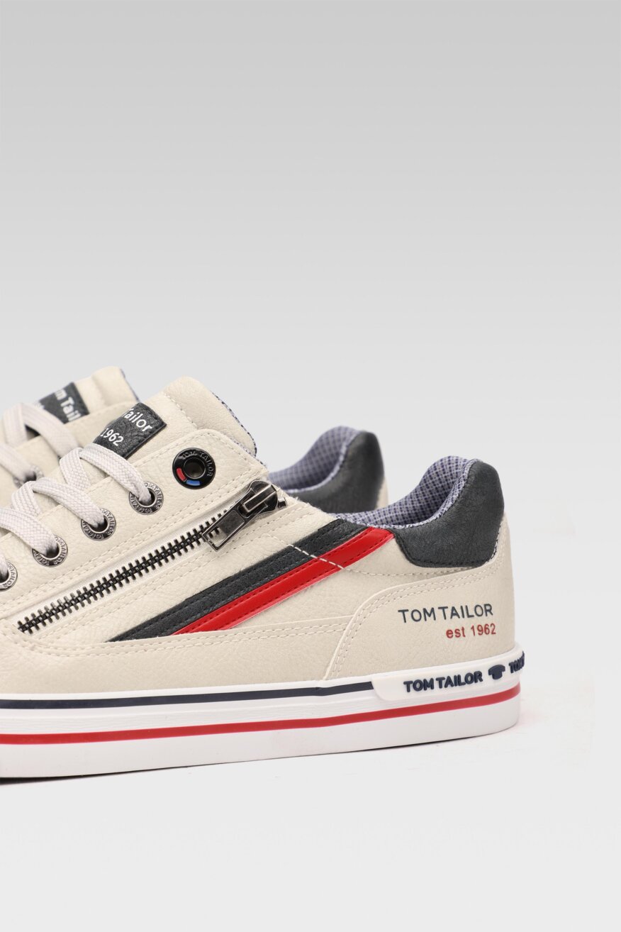 
                Tom Tailor - Półbuty białe sznurowane - 5903698426853