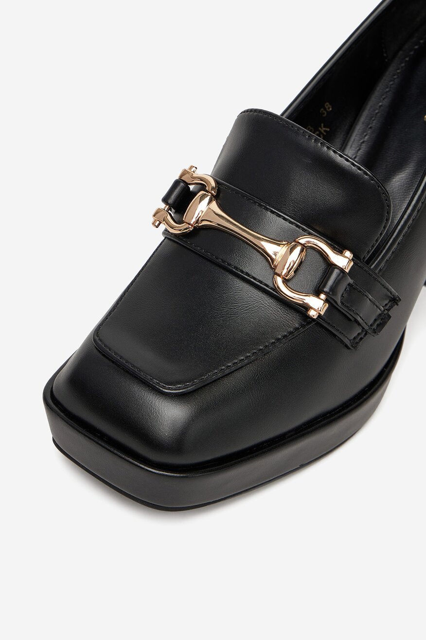 DeeZee - Loafersy na obcasie - 5904410821390