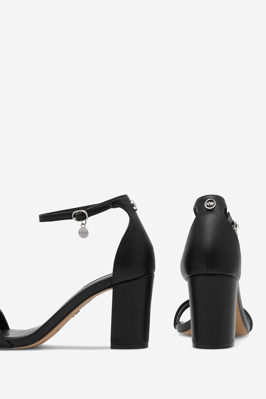 Sandály NINE WEST ČERNÁ - 5905588530374