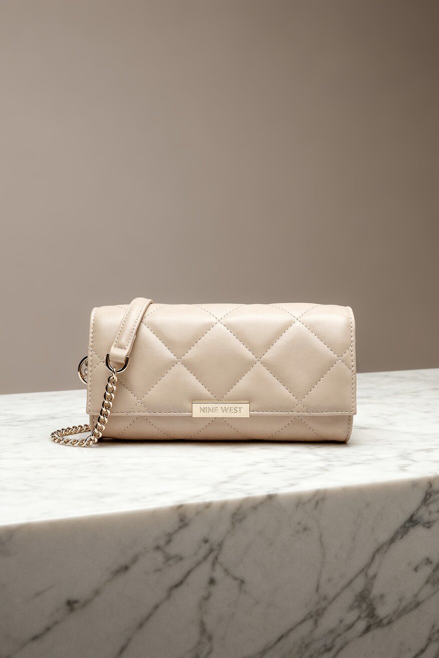 NINE WEST - Mała torebka kopertówka - 5906751367957