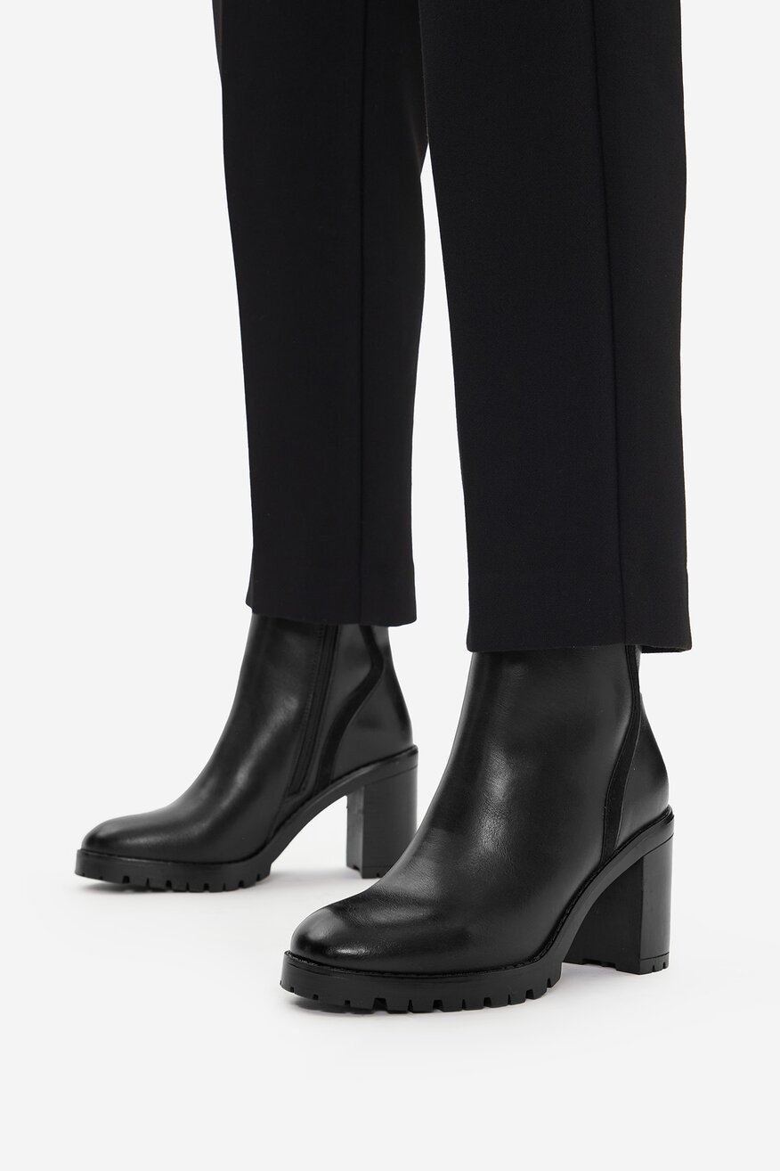 
                Bokacsizma Jenny FEKETE - 5906751440759