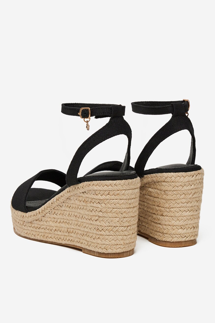 
                Sandale DeeZee NEGRU - 5906751106488