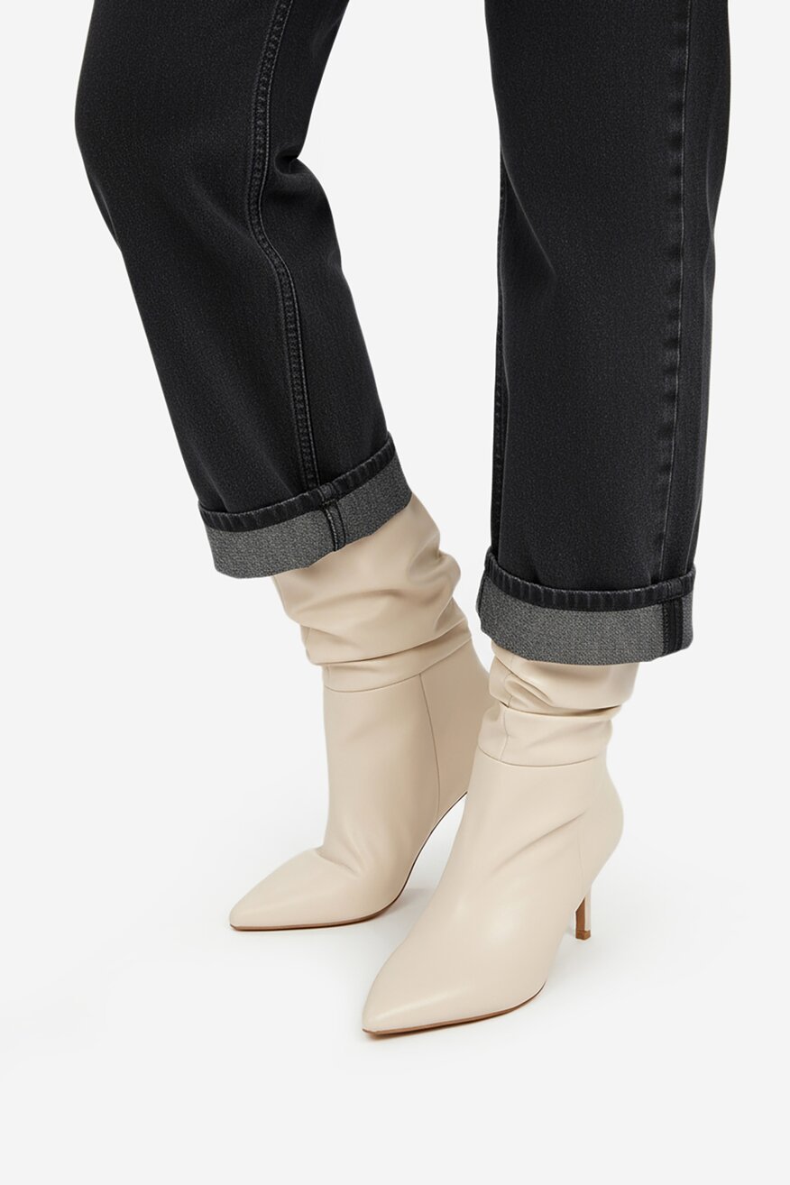 
                Боти NINE WEST БЯЛ - 5906751389652