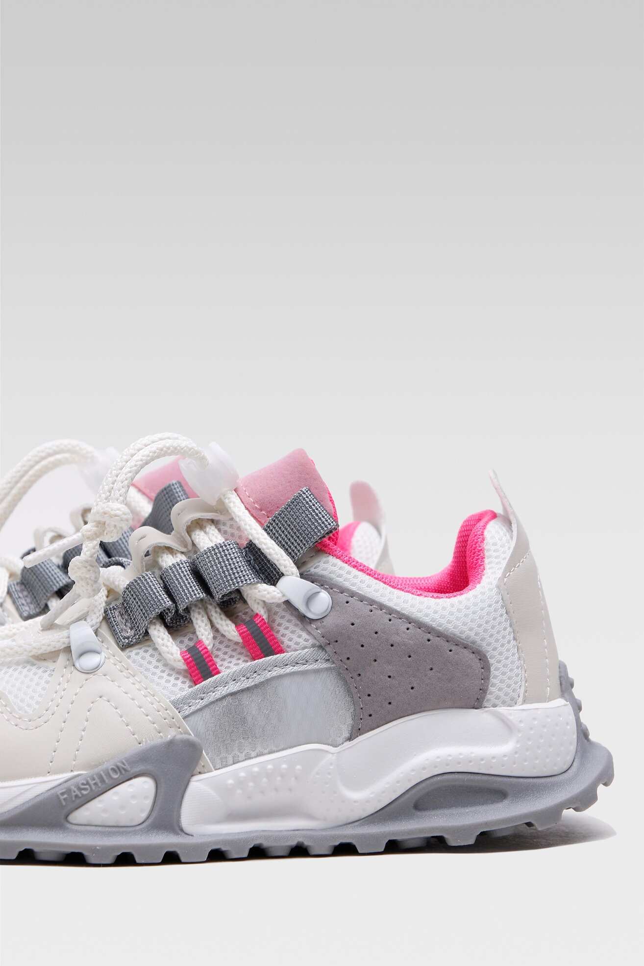Patike DeeZee TS5265-01 BELA