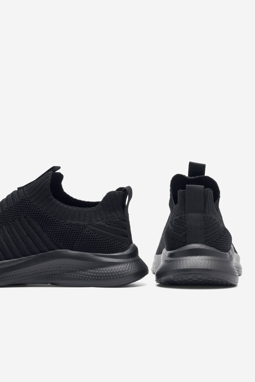 
                Кросівки спортивні PULSE UP ЧОРНИЙ - 5904862540511