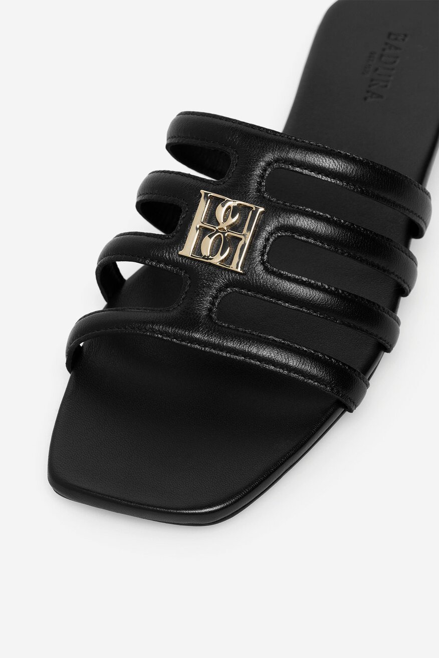 
                Badura - Klapki skórzane - 5905588360865