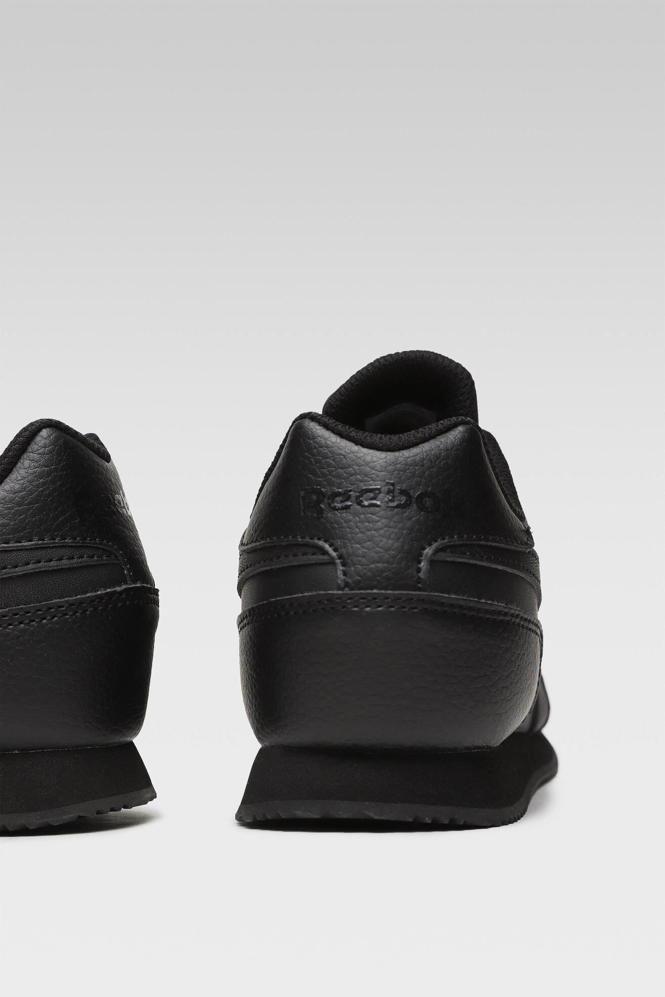 Спортни обувки Reebok ROYAL CL JOG 3.0 FV1295 ЧЕРЕН