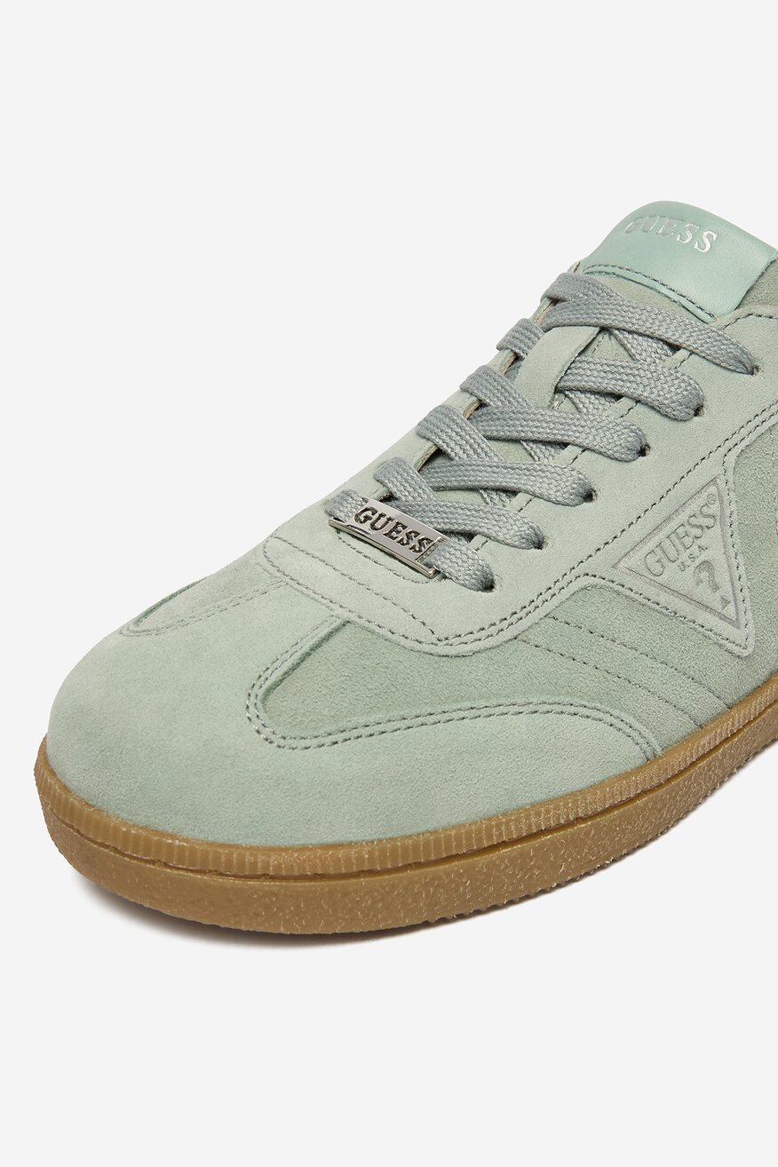 
                        Сникърси GUESS CEO-CI12-3210-02(DZ) СИН - 5906751872130