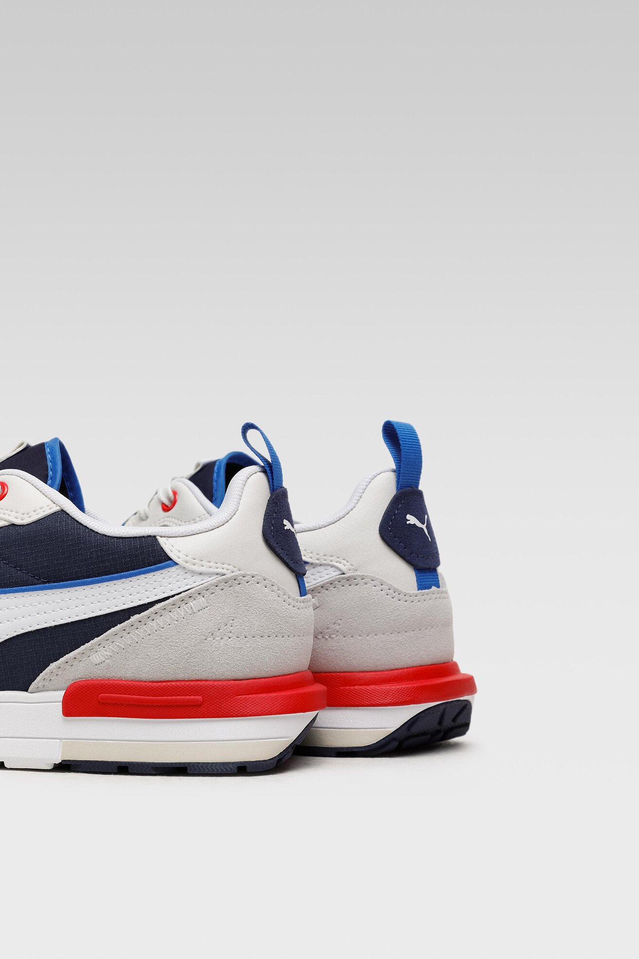 Obuwie sportowe Puma R22 38346205 Granatowy