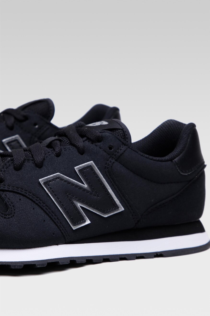 
                New Balance - Obuwie sportowe czarne sznurowane - 5903698812427