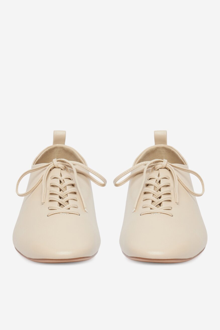 
                Напівчеревик Gino Rossi БЕЖЕВИЙ - 5906751989142