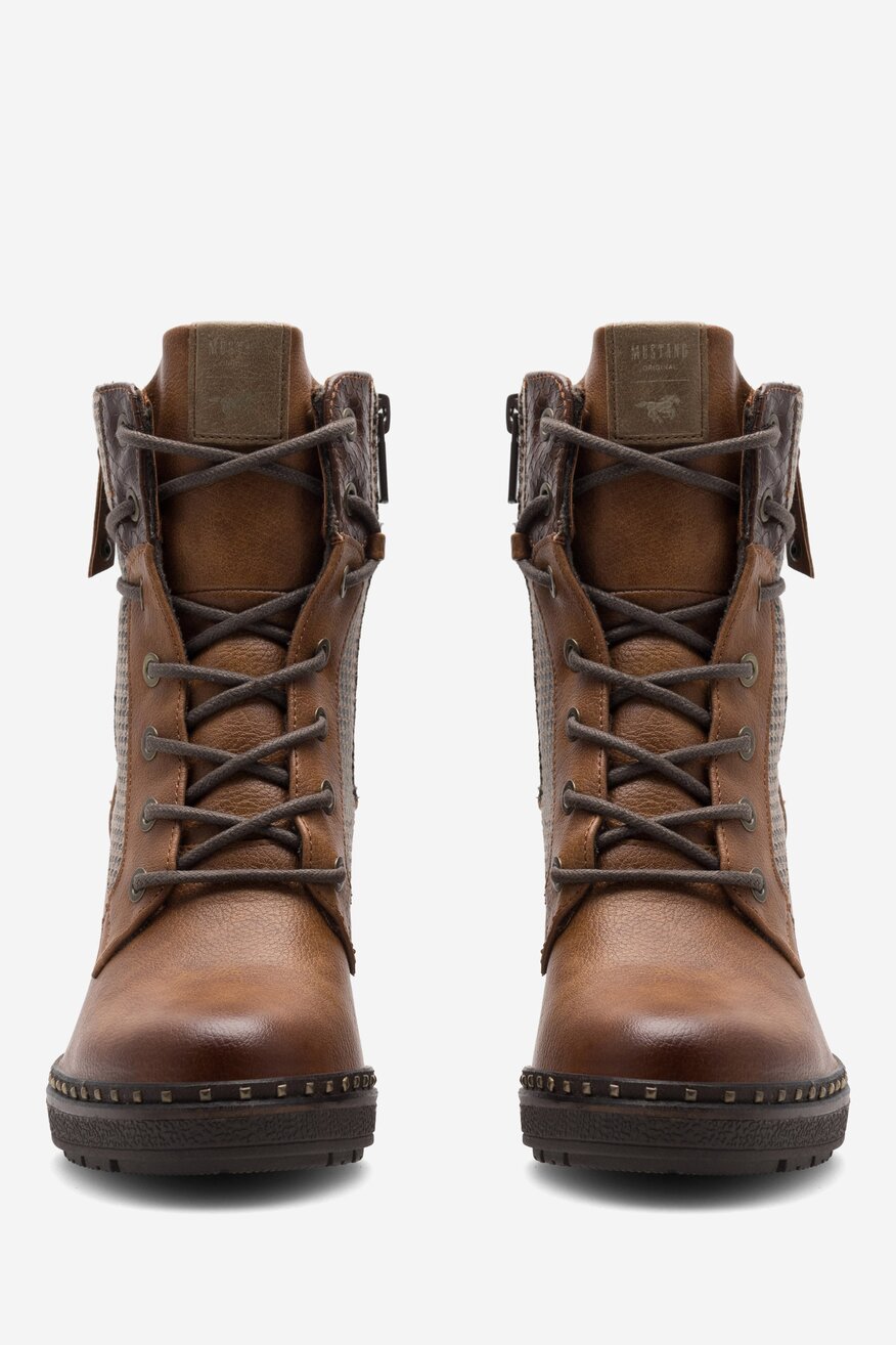 
                Csizma Mustang BARNA - 5905588861065