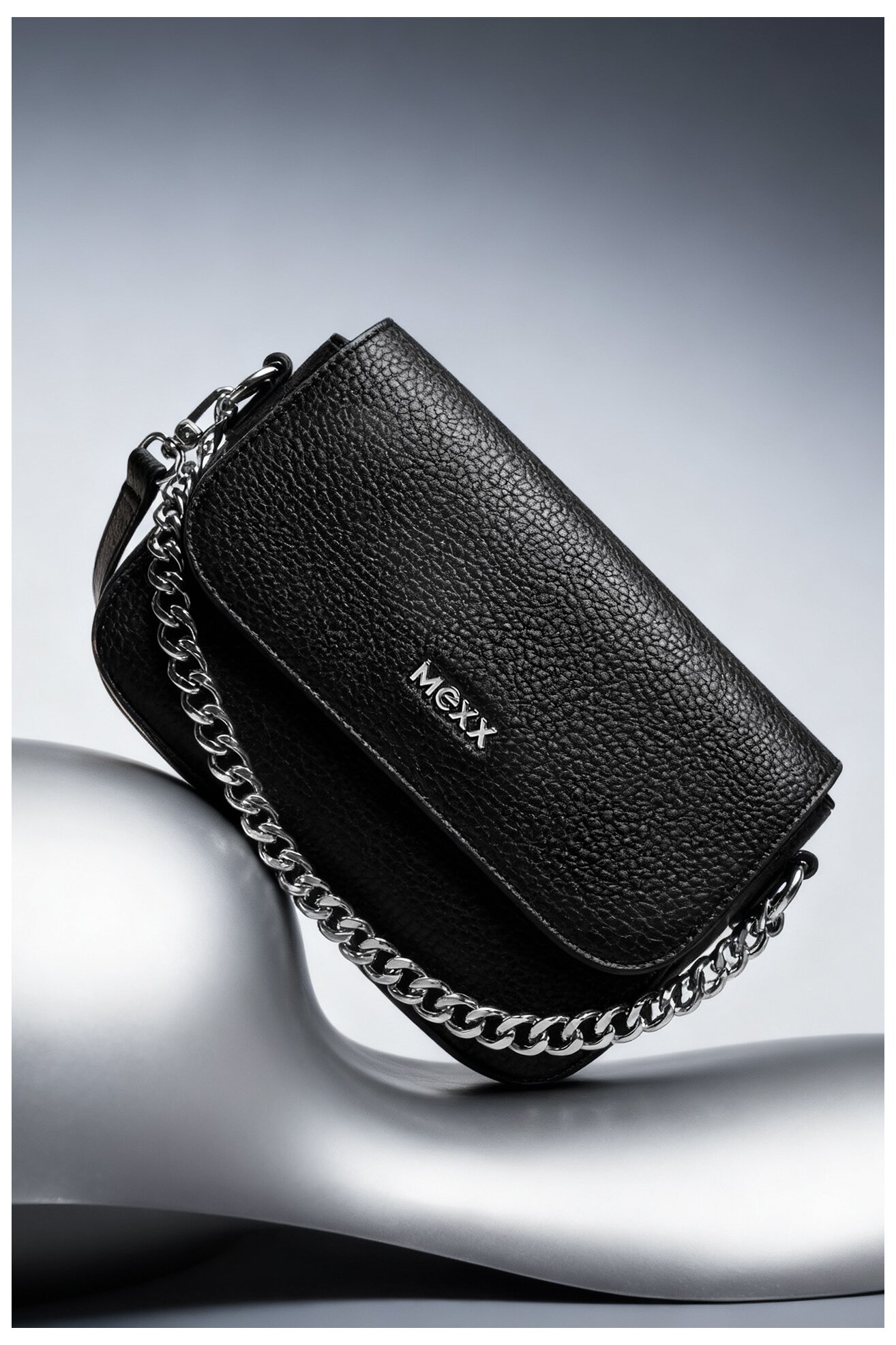 Kézitáska Mexx C-MEXX-L-003-08 FEKETE