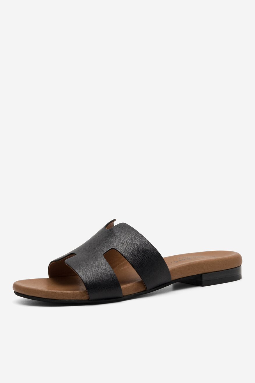 
                Sergio Bardi - Skórzane klapki czarne - 5904862801568