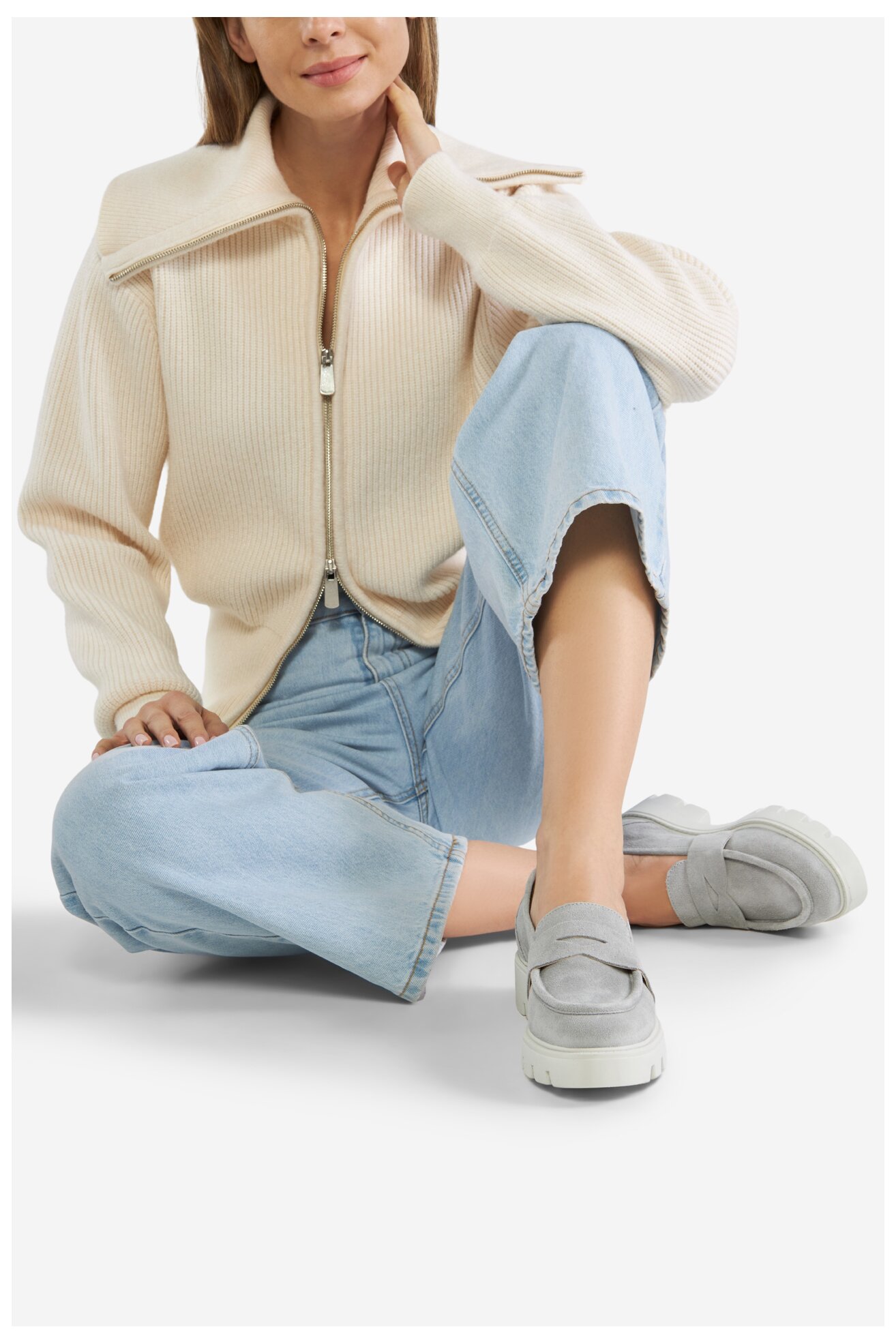 Mokaszin Badura AMANTEA-28180LM VILÁGOSSZÜRKE