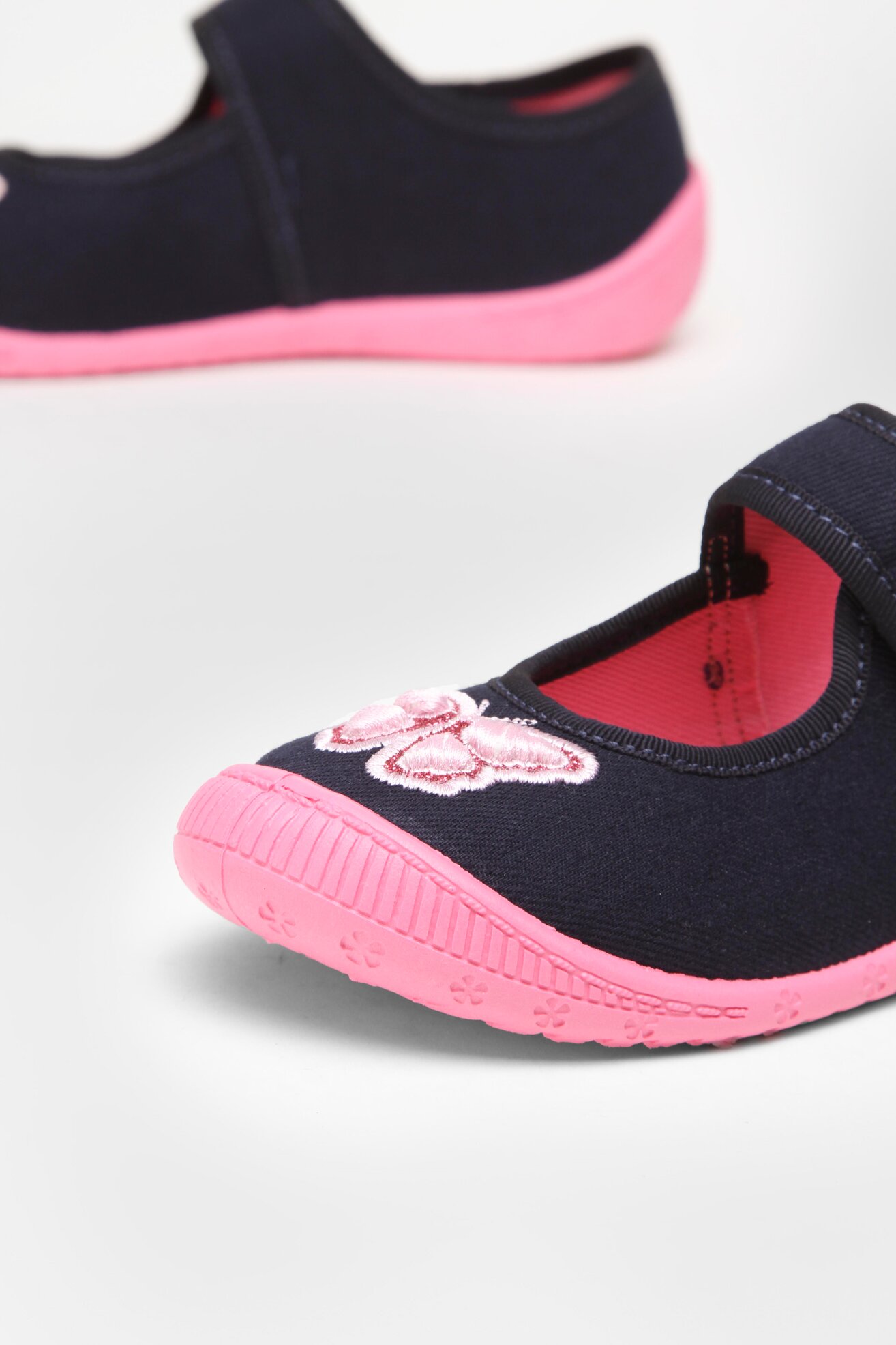 Kapcie MB MB 4R3/18B Granatowy