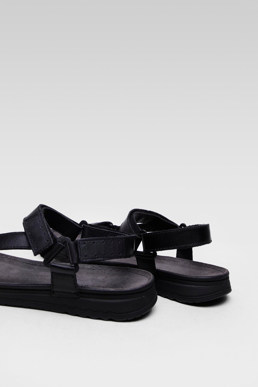 Cesare Cave - Sandały skórzane - 5904248414634