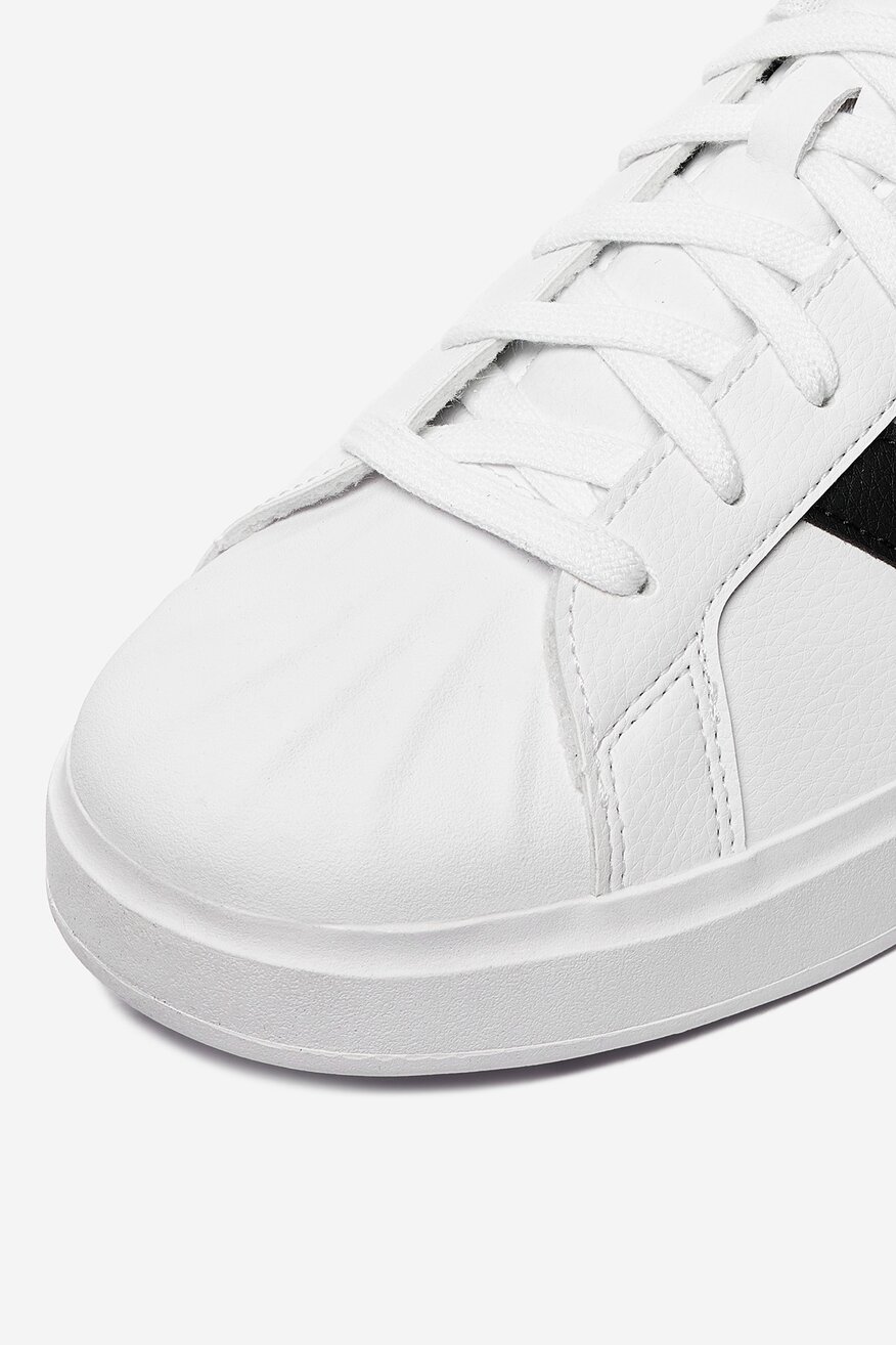 
                        Спортни обувки adidas CEO-STREETTALK JP8275_ БЯЛ - 5907964070580