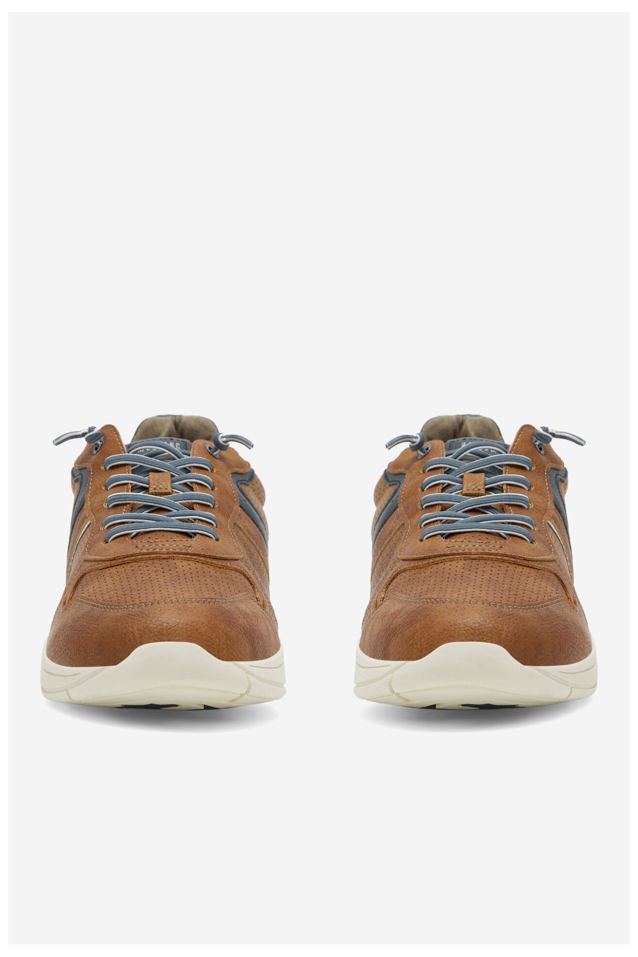 Półbuty Mustang 4138-310 Brązowy