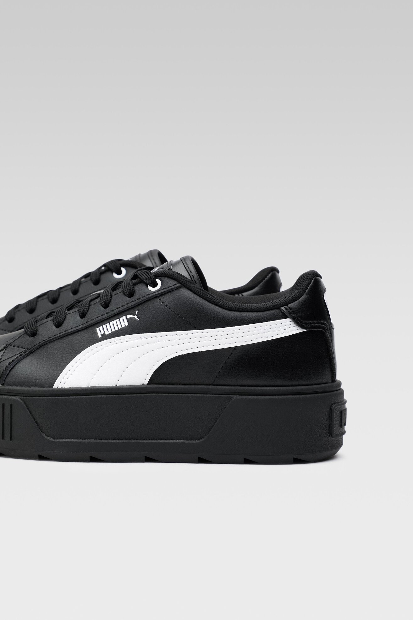 Obuwie sportowe Puma KARMEN L 38461506 Czarny