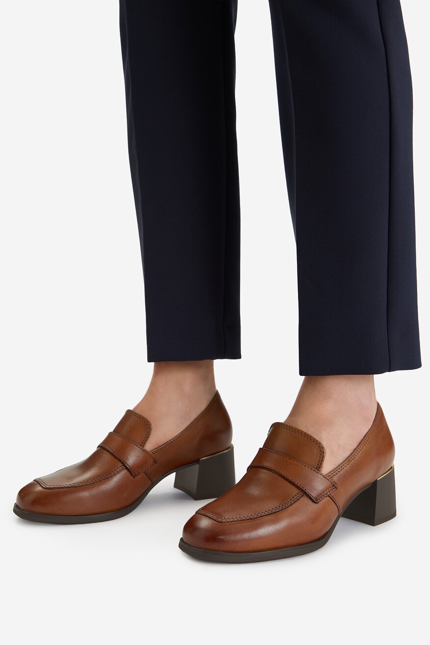 
                Lasocki - Półbuty skórzane - 5906751561102