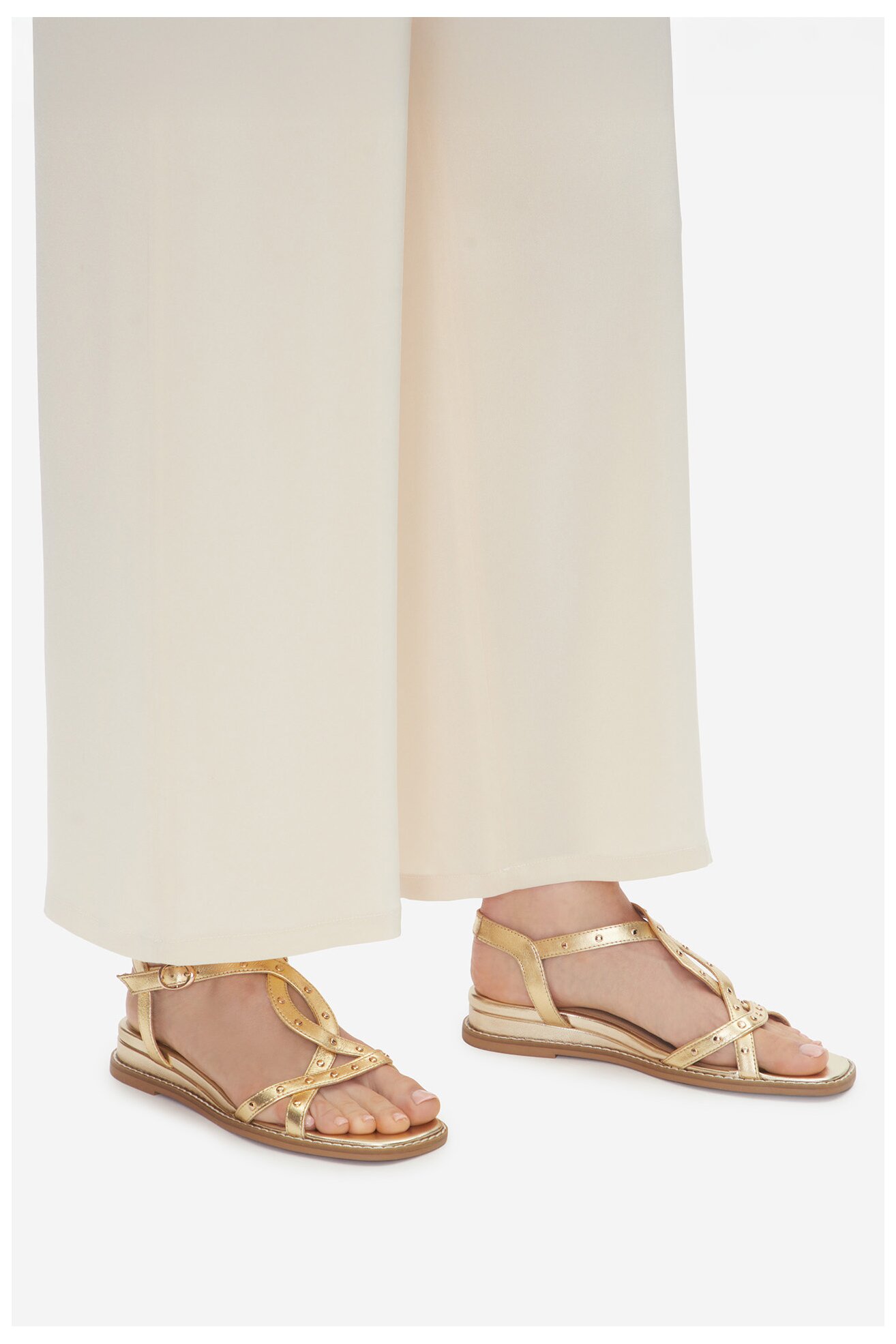 Сандали Lasocki WI33-CS853-HM-02 ЗЛАТИСТ