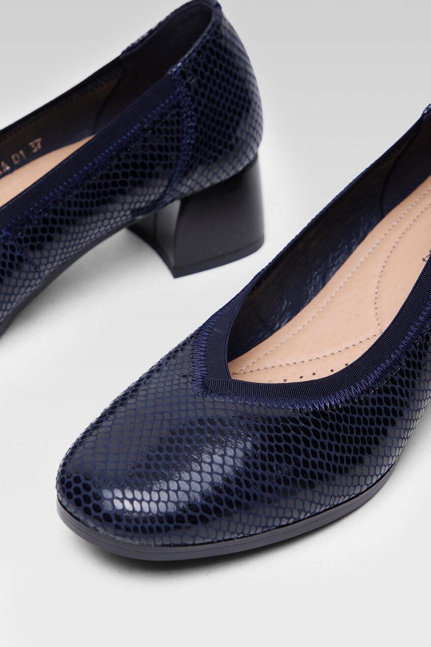 
                Lasocki - Skórzane czółenka na obcasie - 5903698935287