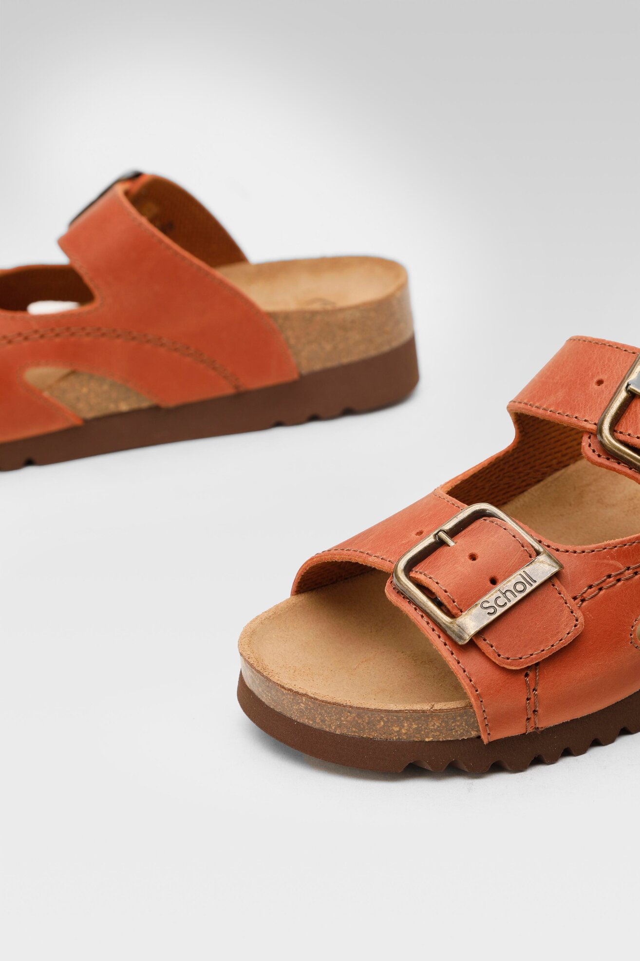 Klapki Scholl MF23008 MOLDAVA WEDGE AD MED 1053 Czerwony