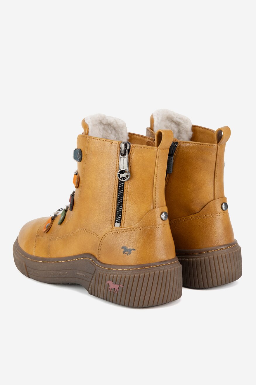 
                Боти Mustang ЖЪЛТ - 5905588870364