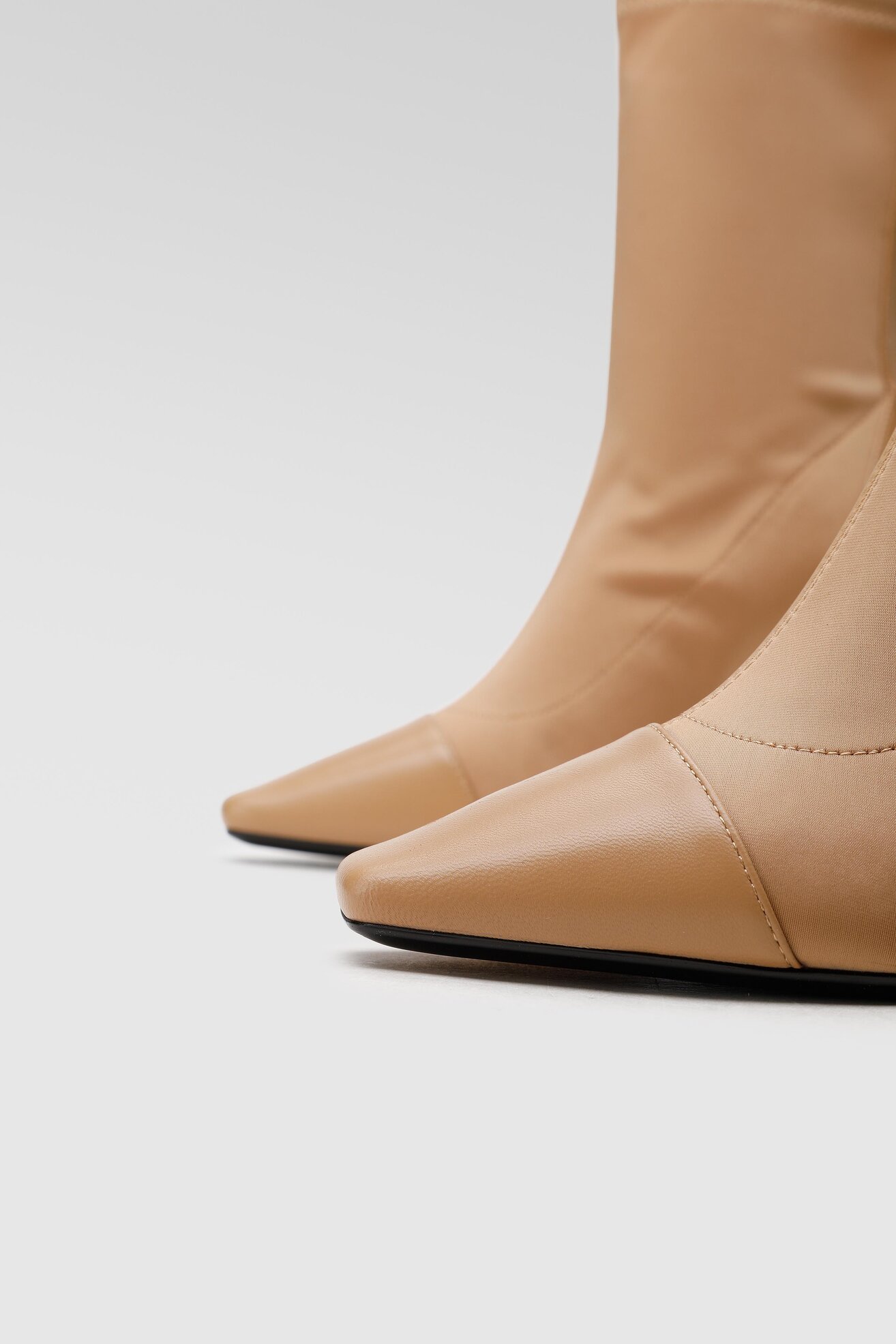 Botki Gino Rossi V855-03 Beżowy