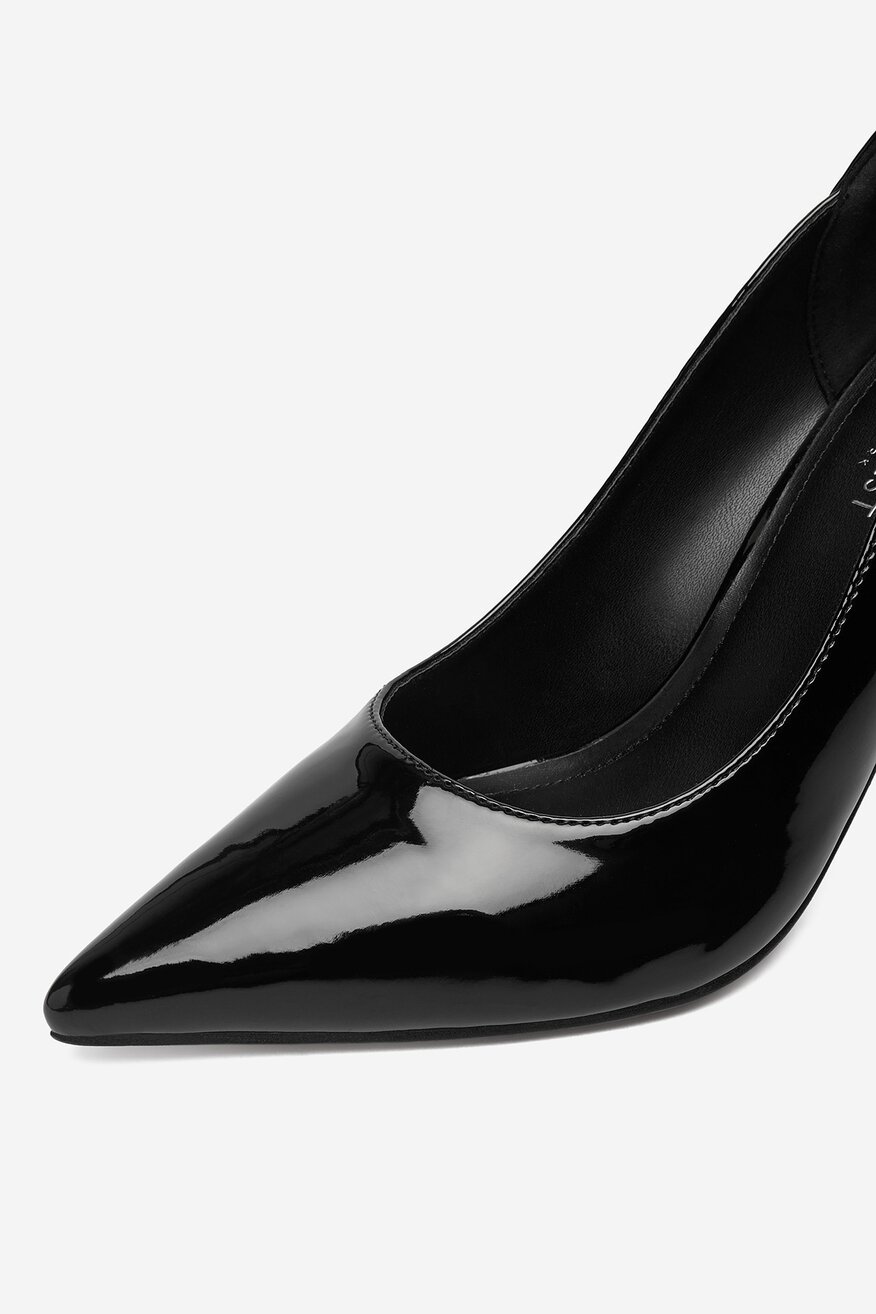 
                Туфлі-Човники NINE WEST ЧОРНИЙ - 5907964556565