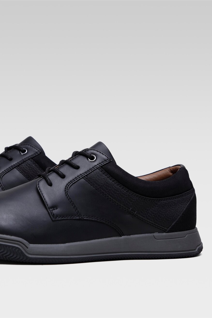 
                Lanetti - Półbuty czarne sznurowane - 5904248109882