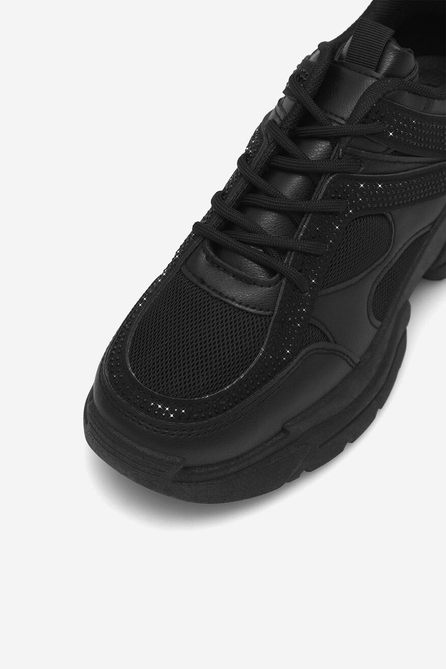 
                Tornacipő DeeZee FEKETE - 5905588262497